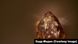 Самый крупный в истории России алмаз ювелирного качества. Фото: Алроса