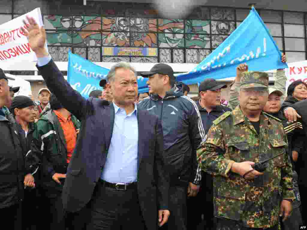 После митинга в Оше. 2010