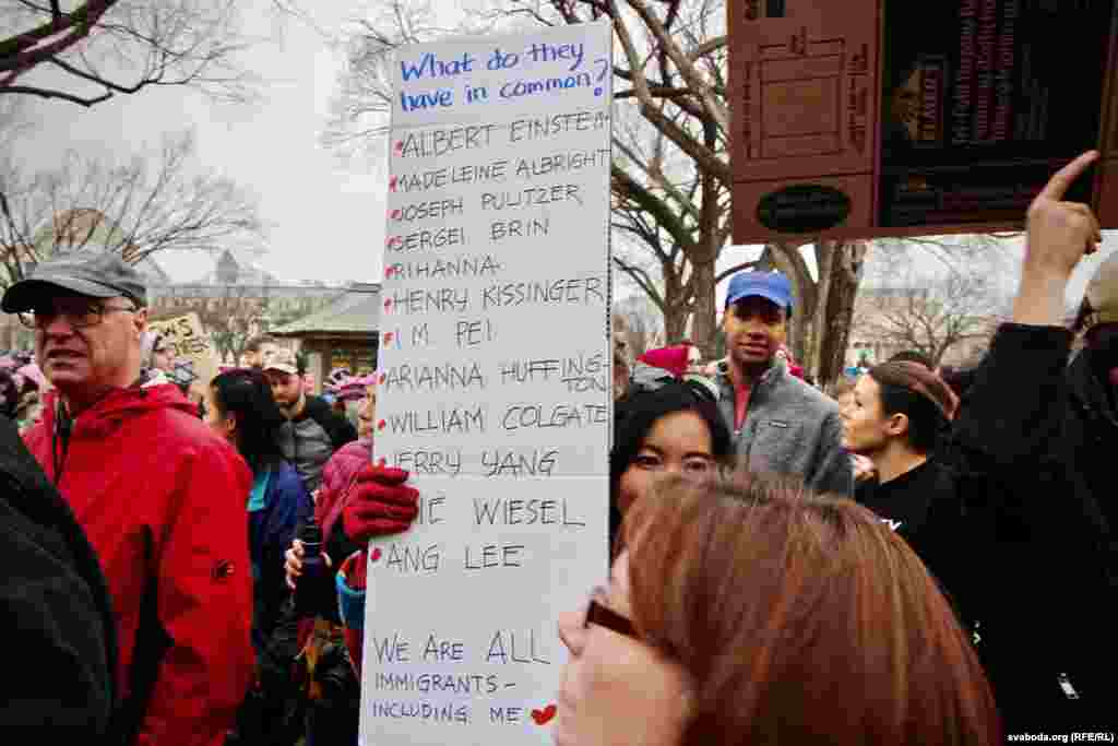 "Што ў іх агульнага? Эйнштэйн, Олбрайт, Пулітцэр... Мы ўсе імігранты. У тым ліку і я"