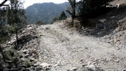 د خوست د زوړ کوټ اوسېدونکي د خرابې لارې د رغېدو غوښتنه کوي