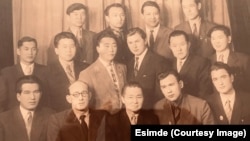 Кубанычбек Нурбеков кесиптештери менен.