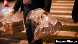  Saci cu buletine de vot, Timișoara, 10 noiembrie 2019.