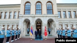 Turkey - Turkish President Recep Tayyip Erdogan meets Armenian Prime Minister Nikol Pashinian in Istanbul, June 20, 2025.