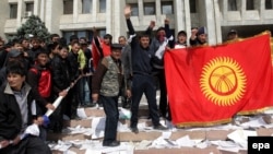 Перед «Белым домом». 8 апреля 2010 года. 