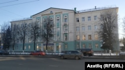 Казанда Кооператив институт бинасы