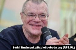 УКРАЇНА – Політичні в'язні з Білорусі, помилувані Олександром Лукашенком. Віктор Бабарико. Пресконференція. 14 грудня 2025 року