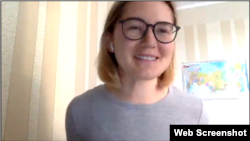 Алина Крестьянинова