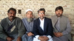 همایون همدرد له خپلو ملګرو لیکوالانو سره