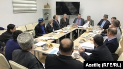 Чарада катнашучылар