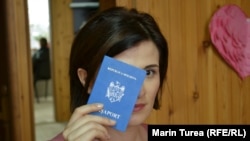 Жынысын өзгөрткөндөн кийин жаңы паспорт алуу. Молдова. 28-март, 2013-жыл. 