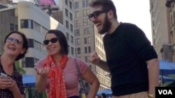 ეთერ ჭკადუა (შუაში)