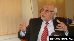 محمد اسماعیل قاسمیار مشاور روابط بین‌الملل شورای عالی صلح افغانستان