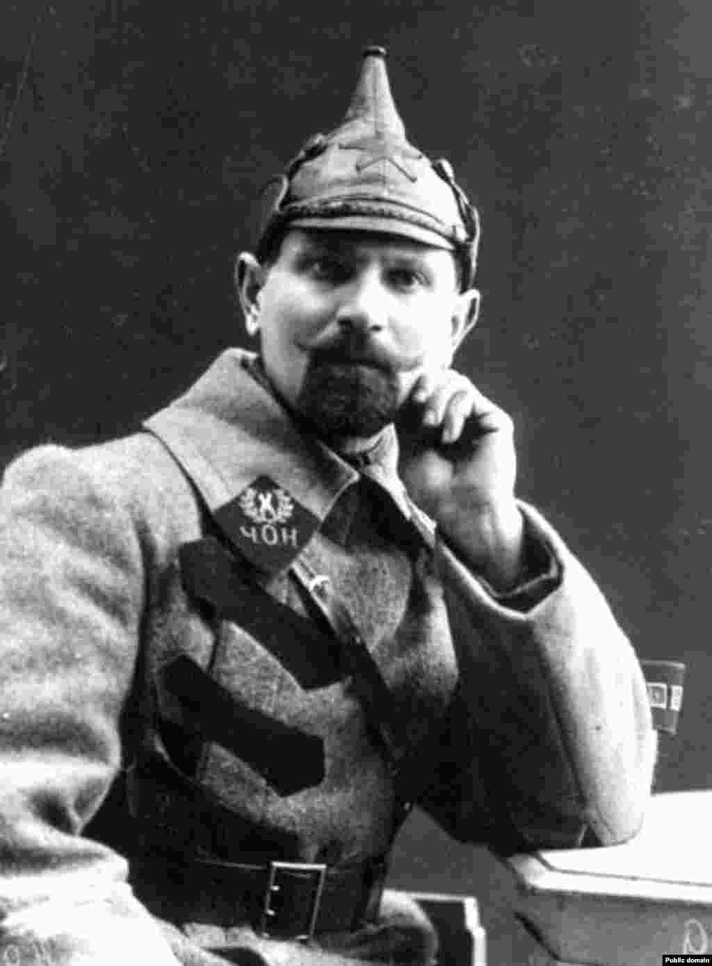 It was once the spiky icon of Russia's communist&nbsp;militants...&nbsp;