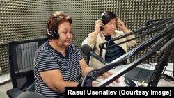 Студенттер бейтапканасынын акушер-гинекологдору Гүлзина Мадраимова жана Гүлнур Шыгаева.