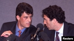 Hashim Thaçi dhe James Rubin, 1999.