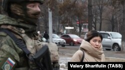 Алматы калаасына өзгөчө кырдаал режими киргизилген. 