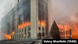 Алматы акимчилигинин имараты. 6-январь, 2022-жыл. 