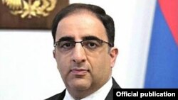 Դեսպան Անդրանիկ Հովհաննիսյան, արխիվ