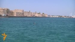 په يونان کې د افغان پناه غوښتونکو نيونه