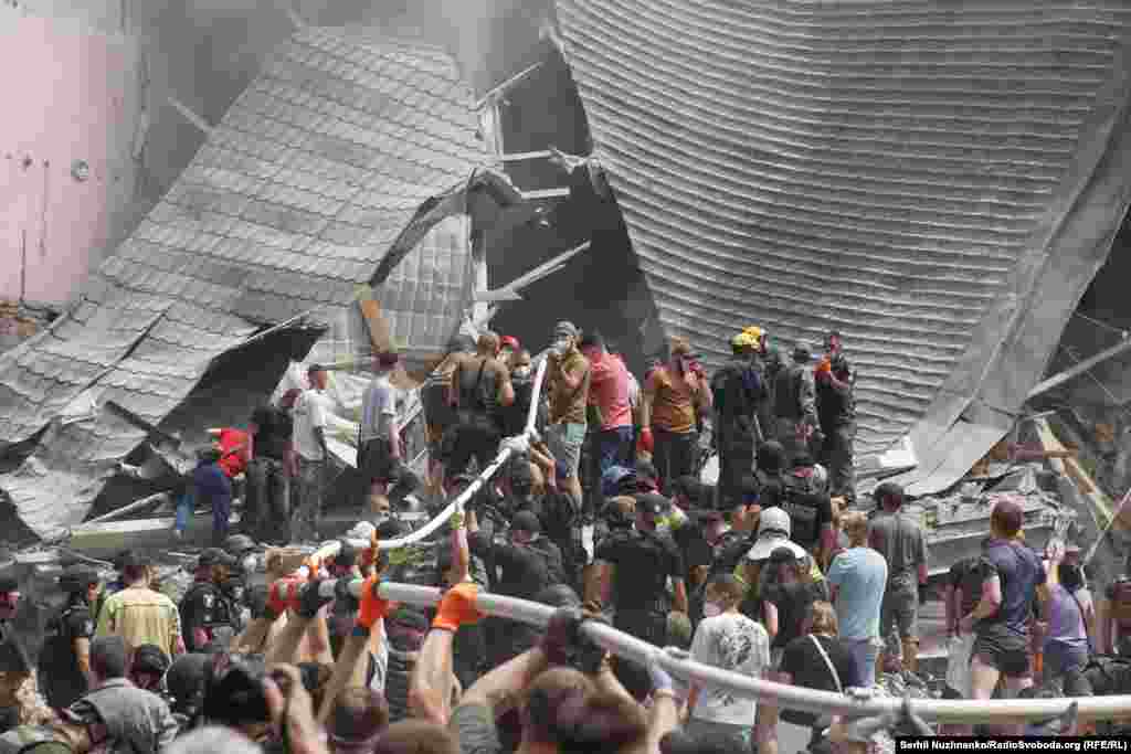 Дел од зградата на токсикологијата по нападот.Компанијата што моментално работи на реновирањето побара буџет што е значително помал од првично планираниот.