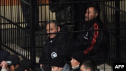 Апрель окуясы боюнча сот иши: айыпталуучулар сот залында, 22-ноябрь.