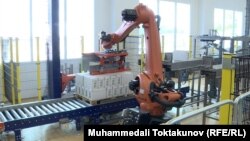 Илустрација: Робот во фабрика во Чешка