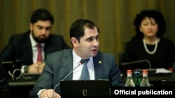 Министр обороны Сурен Папикян