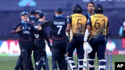 نامیبیا د ۵۵ منډو په توپیر سریلانکا ته ماتې ورکړه.