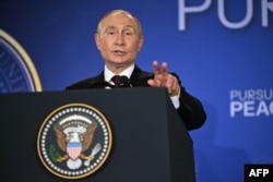 Președintele Vladimir Putin în timpul conferinței de presă.