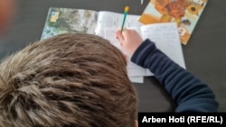 Blinera Gashi, vajza me autizëm nga Mramori i Prishtinës.