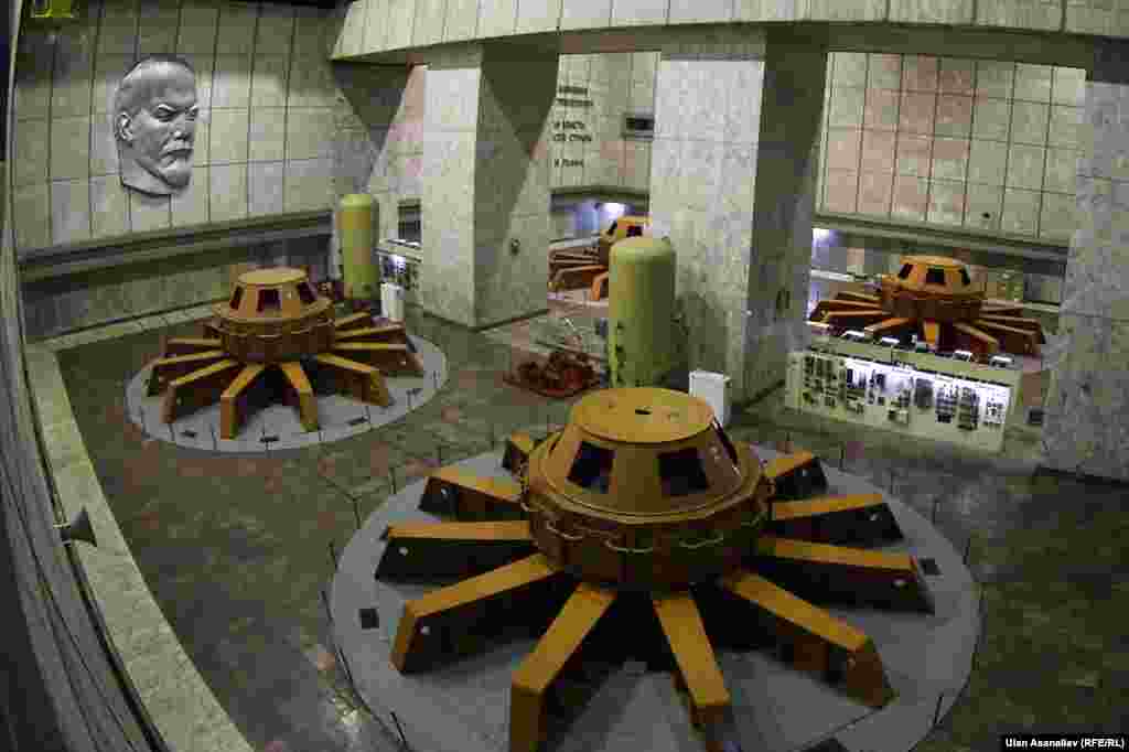 Проектная установленная мощность ГЭС &mdash; 1200 МВт