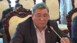 Момбеков: Ыңкылаптын талаптары аткарылган жок