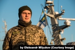 Дамир Аулин, командир затонувшего патрульного катера «Славянск», считается пропавшим без вести, как и 10 членов экипажа этого же борта