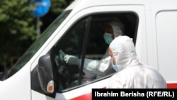 Punonjësit shëndetësor gjatë pandemisë - Prishtinë, 30 qershor 2020.