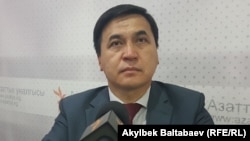 Каныбек Иманалиев.