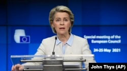 Președinta Comisiei Europene, Ursula von der Leyen, oferă Belarusului 3 miliarde de euro - când regimul va deveni democratic.