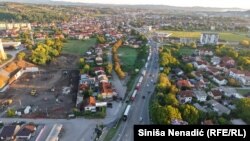 Prevoznici traže smanjenje zadržavanja na granicama kroz digitalizaciju carinskih procesa, ukidanje pravila EU "90/180", te povrat barem polovine trošarina na gorivo.