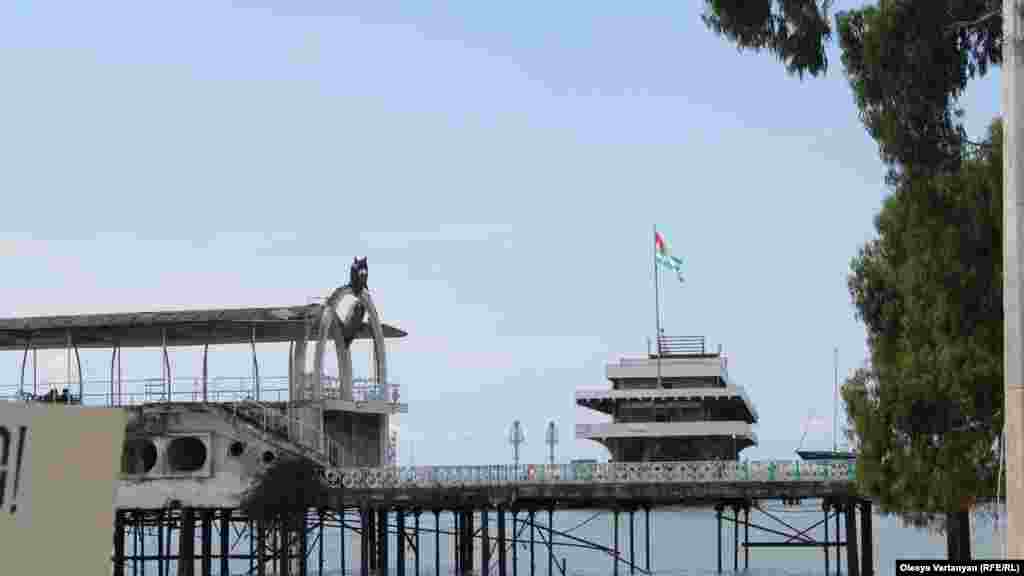 სანაპირო, პორტი, 2013 წლის აგვისტო