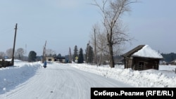 Ольге пришлось переехать с ребенком в деревню, иллюстративное фото