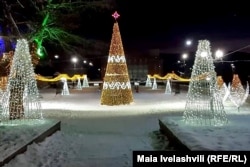 Жаңы жылдык балаты. Грузия.