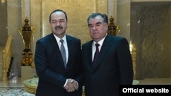 Эмомали Рахмон и Абдулла Арипов, Душанбе, 10 января 2018 года
