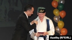 Марс Тукаев Нәгыйм Мөхәммәдуллинны котлый