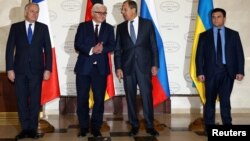 Жан-Марк Еро, Франк-Вальтер Штайнмаєр, Сергій Лавров і Павло Клімкін (л -> п), Мінськ, 29 листопада 2016 року