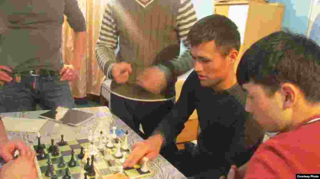 Жатакананын "гроссмейстери".