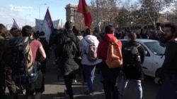 Studenti peške od Beograda ka Novom Sadu