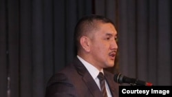 Төрөбай Зулпукаров.