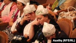 Татар хатын-кызлары җыены, архив фотосы 