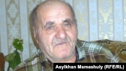Әлет Жалалов, Көксай ауылының тұрғыны. Алматы облысы, Қарасай ауданы, 31 қаңтар 2012 жыл.