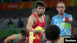 Арсен Эралиев во время схватки за бронзовую медаль. Рио-де-Жанейро, 2016 год.