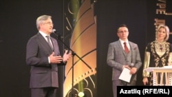 Васил Шәйхразиев сәламли